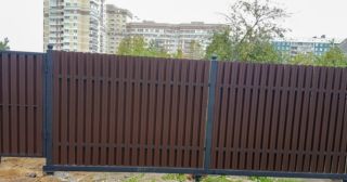 Купить распашные ворота из штакетника Геленджик, цена от 2704 руб.